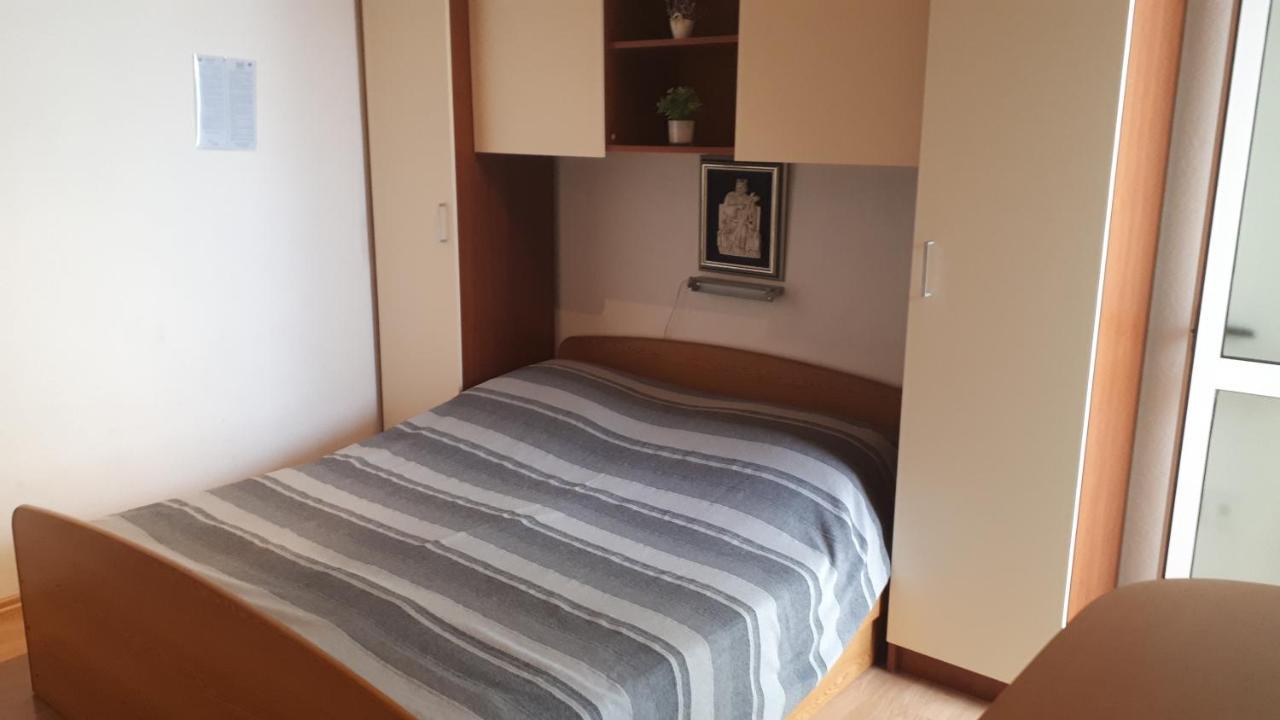 Apartmani Leko Mirjana Baška Voda Εξωτερικό φωτογραφία
